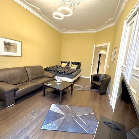 Schoenes Grosses Apartment Im Zentrum Berlins 外观 照片