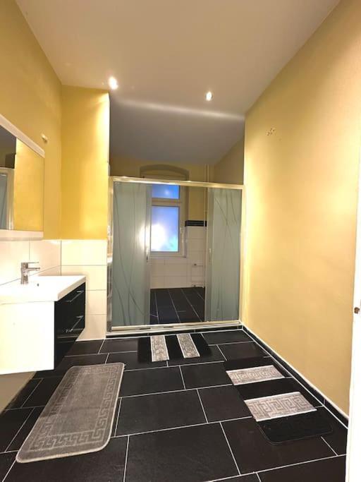 Schoenes Grosses Apartment Im Zentrum Berlins 外观 照片